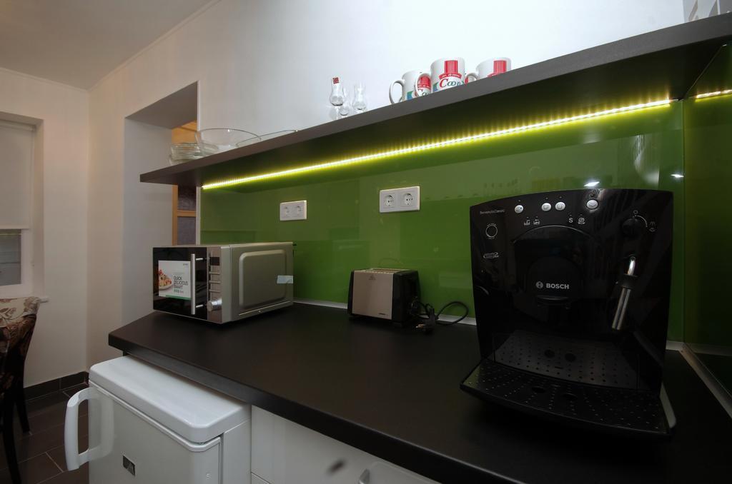 Regina Delux Apartman Дьюла Экстерьер фото